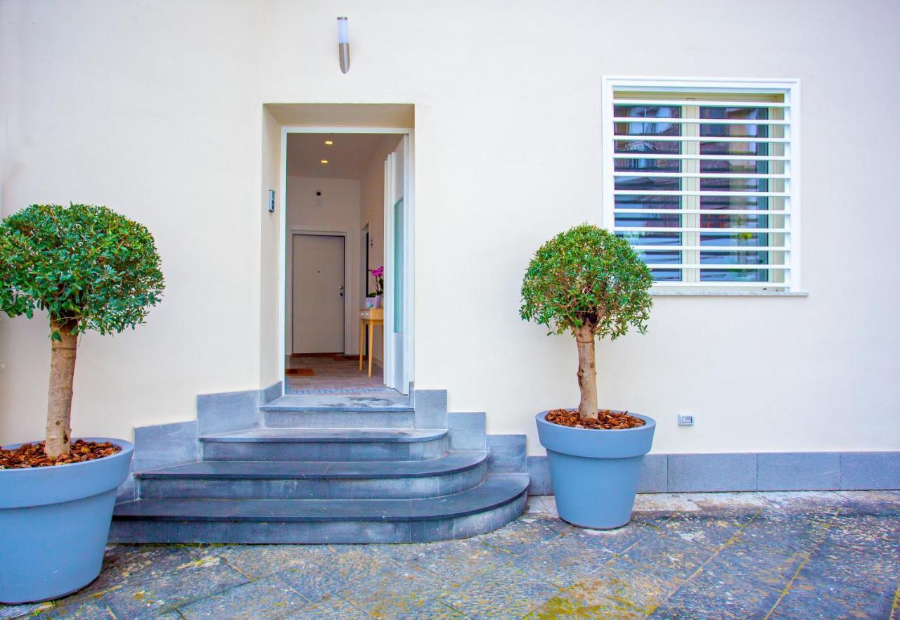 Cosmo 38 Luxury Apartments Nápoles Exterior foto